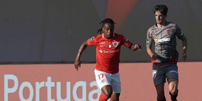 Kaiyun官网-冲刺阶段里尔调整名单以备葡超；造点机会环节打磨；目标明确；高层口径保持一致的简单介绍