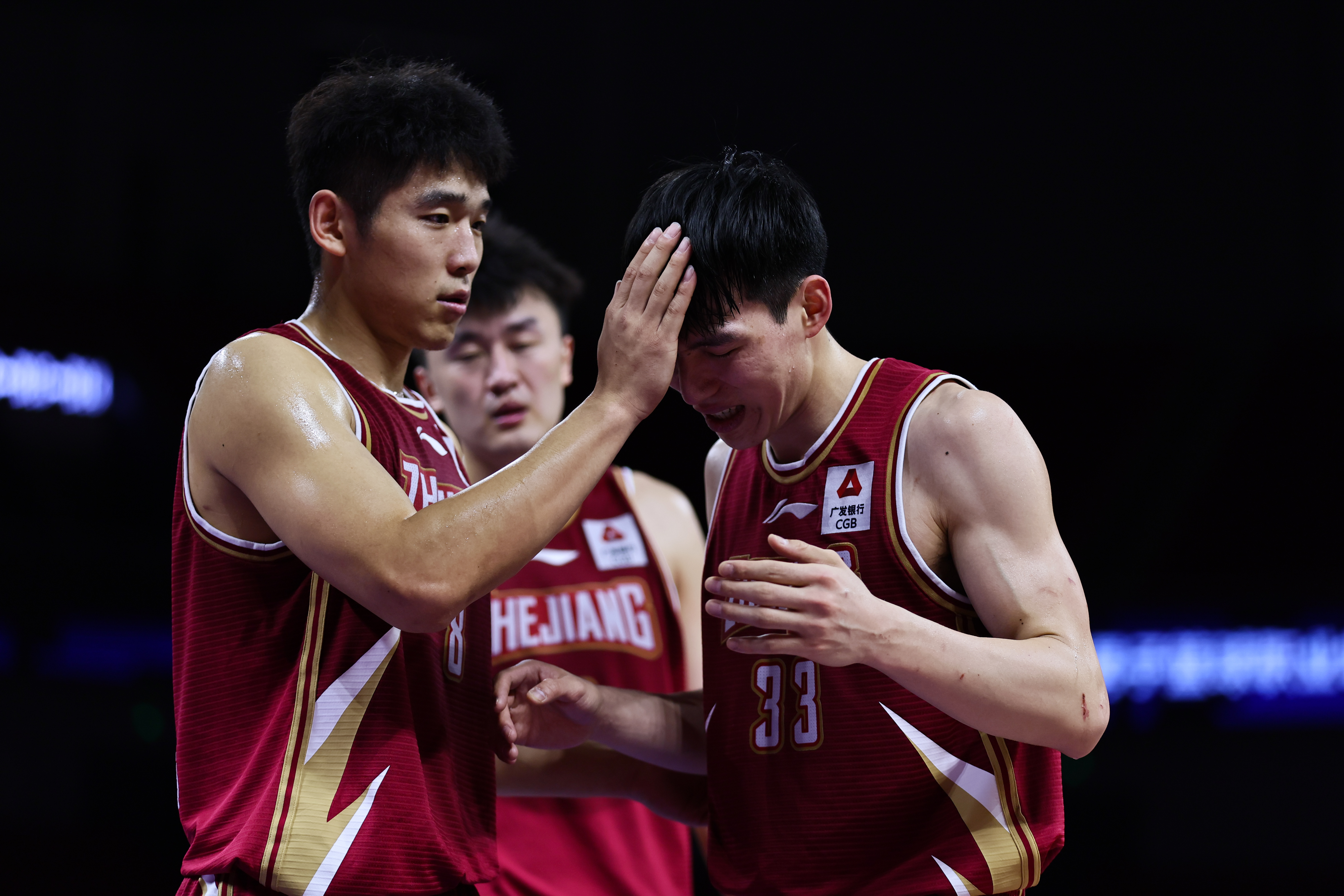 Kaiyun中国官网-包含冲刺阶段英超焦点战，浙江队伤情更新，球迷炸锅，纪律约束更严格的词条