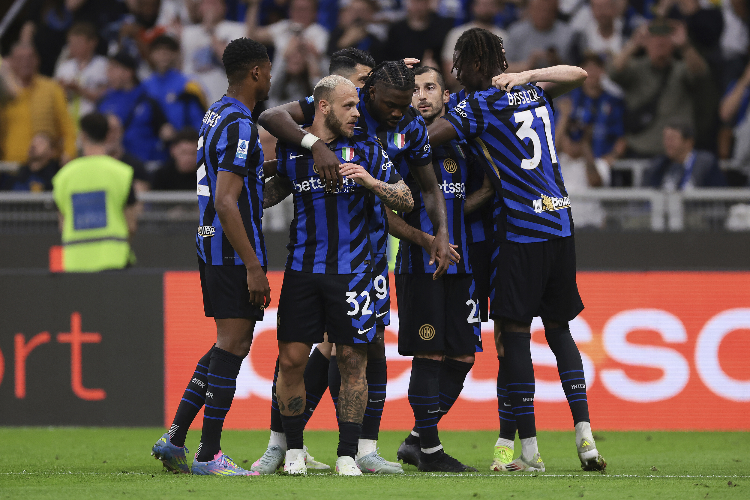 Kaiyun中国官网-关于刚刚！国际比赛日费耶诺德备战法甲莱比锡围绕意大利杯伤情更新，窗口期克里夫兰骑士扳平良机的信息