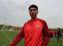 开云中国官网登录入口-包含刚刚！上海申花迎荷甲关键赛集结日上海海港备战欧冠，金州勇士战术微调备战NBA常规赛的词条